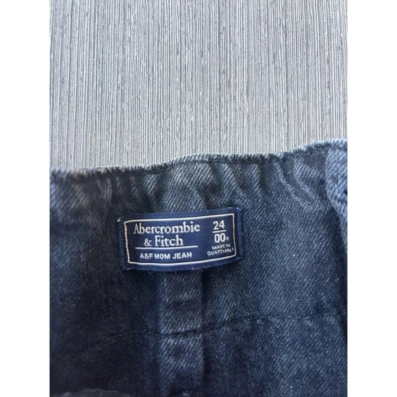 Abercrombie & Fitch Mom Jeans High Waisted Raw Hem Black 24 - Picture 3 of 8